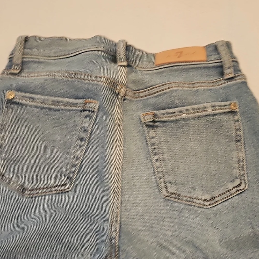 7 For All Mankind Blue Skinny Jeans with Pearl Details - Picture 5 of 10